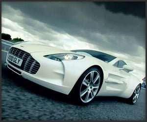 Aston Martin One-77 (Video)