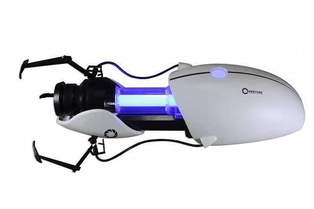 [Bild: 100212_neca_portal_gun_replica_1.jpg]