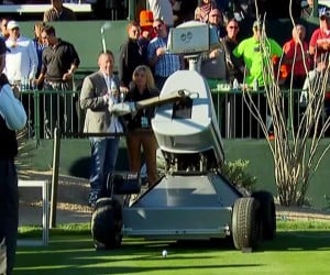 Robot Scores a Hole-in-one