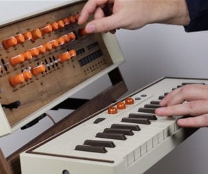 Carrier37 Synthesizer