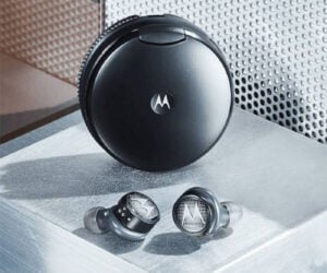Motorola Tech3 Smart True Wireless Earbuds
