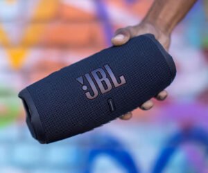 JBL Charge 5 Bluetooth Speaker
