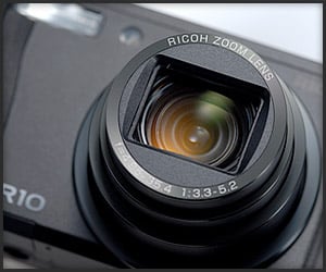 Ricoh R10 Camera