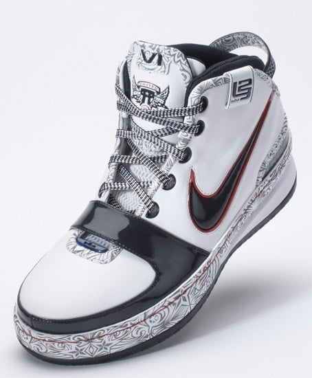 Nike Zoom LeBron VI