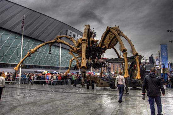 Giant Robot Spider