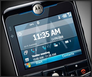 Motorola Q11 Cellphone