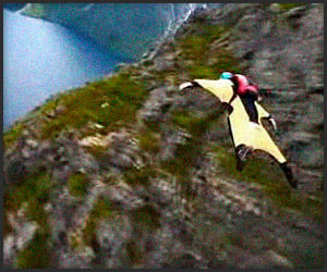 Wingsuit BASE Jumping