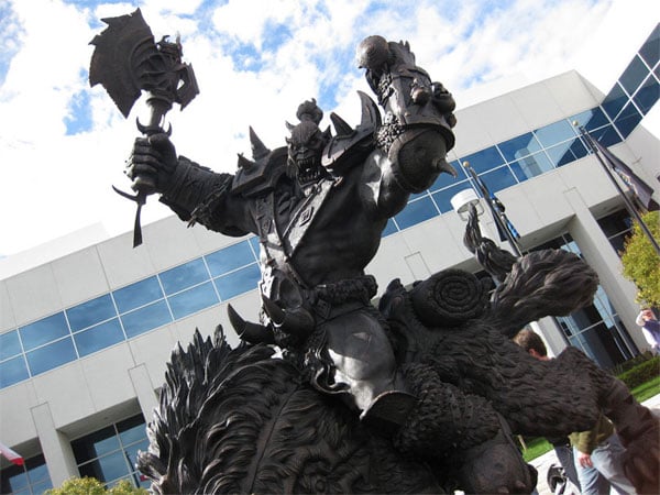 Blizzard’s WoW Statue