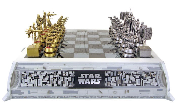 Starwars chess set  Star wars chess set, Star wars, Chess