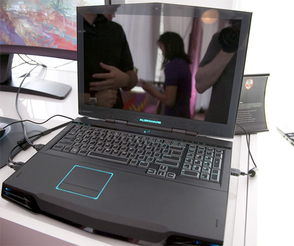 how much does the alienware m17x laptop cost