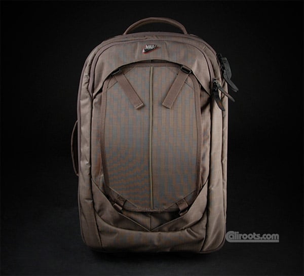 Nike Cabin Wheel Bag