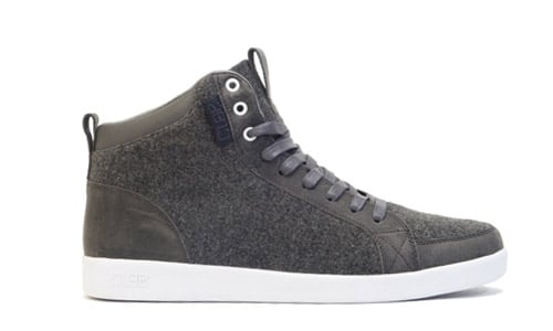 Clae Russell Mids