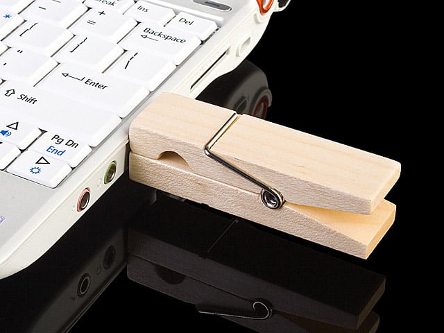 Wooden Clip USB Drive