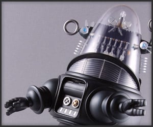 1:6 Robby the Robot