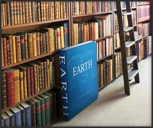 The Earth Atlas (Book)