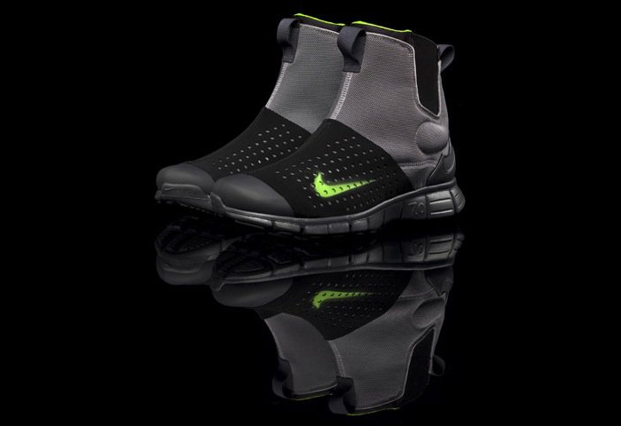 Nike HTM2 Running Boots
