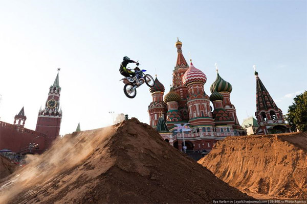 Motorcycle Jump Red Square