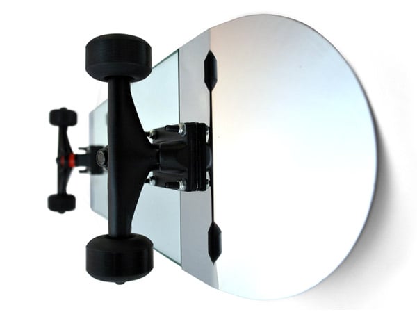 Skate Mirror
