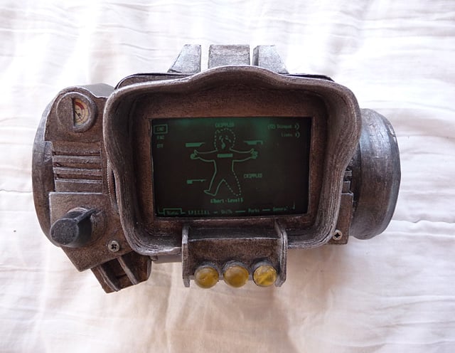 Paper Pip-Boy 3000