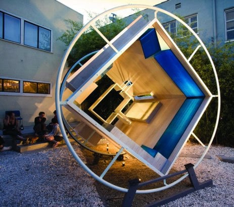 Zero Gravity Living Structure