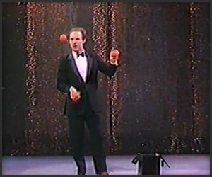 Michael Davis: Funny Juggler