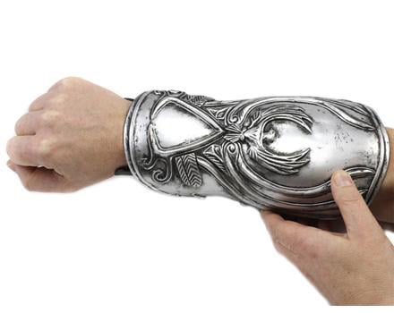 ASSASSIN'S CREED GAUNTLET WITH HIDDEN BLADE