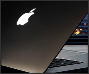 Steve Jobs Tribute MacBook