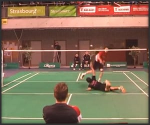 Impressive Badminton Shot