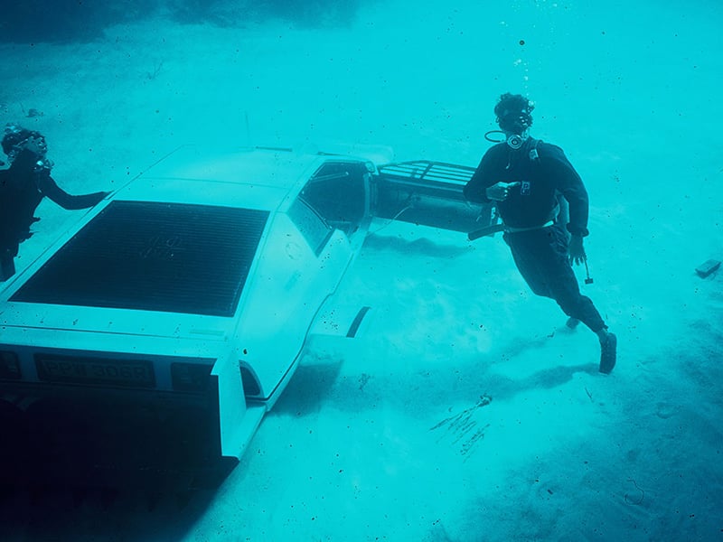 James Bond’s Submarine Car