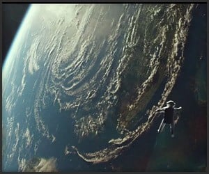 Gravity (Full Trailer)