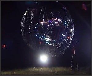 Giant Bubble Explosions