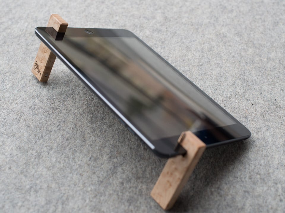 The Coburns Portable iPad Stand