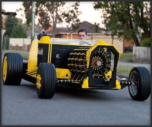 Life-size LEGO Car