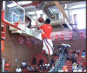 Kwe Parker: Dunk from Above
