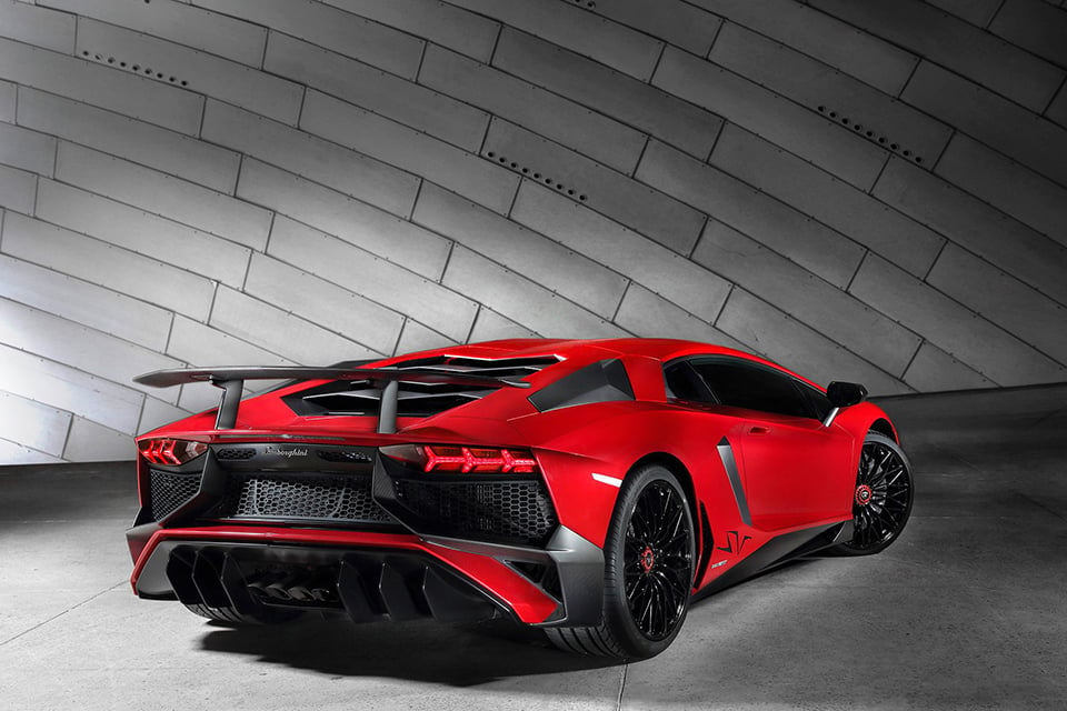 Lamborghini Aventador LP 750-4 SV