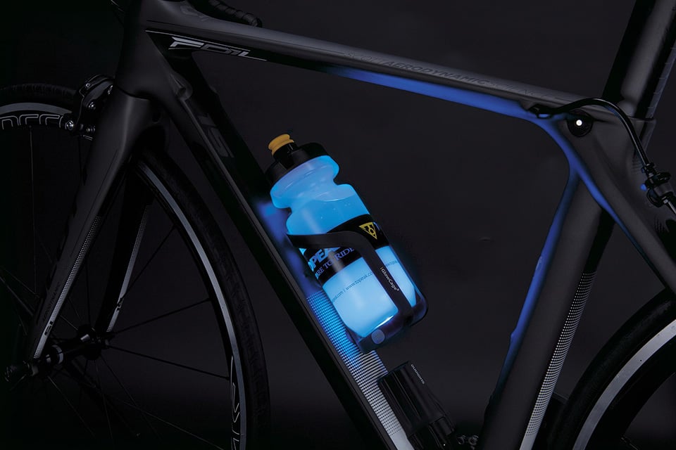 Topeak iglow clearance bottle cage