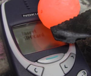 Red Hot Ball vs. Nokia 3310