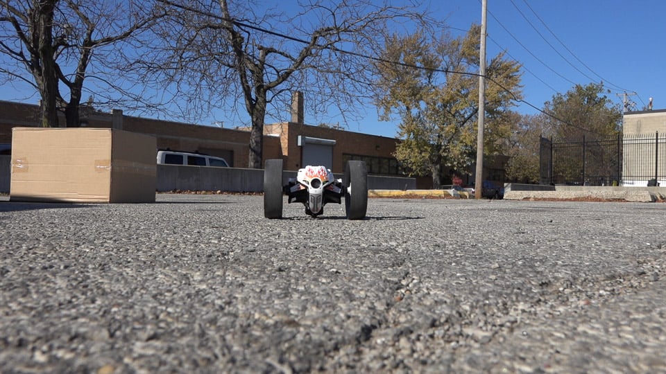 Parrot MiniDrone in Action