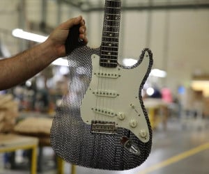 Cardboard Fender Stratocaster