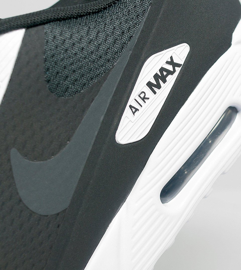 Nike Air Max 90 Ultra Essential