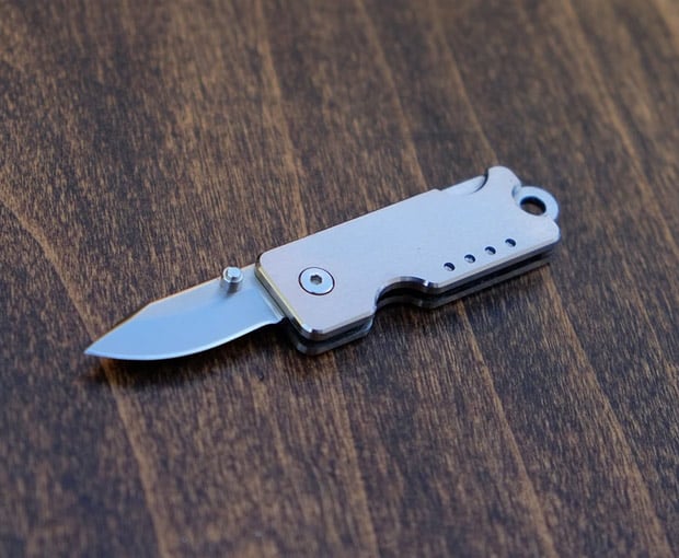 Bandit Titanium Keychain Knife