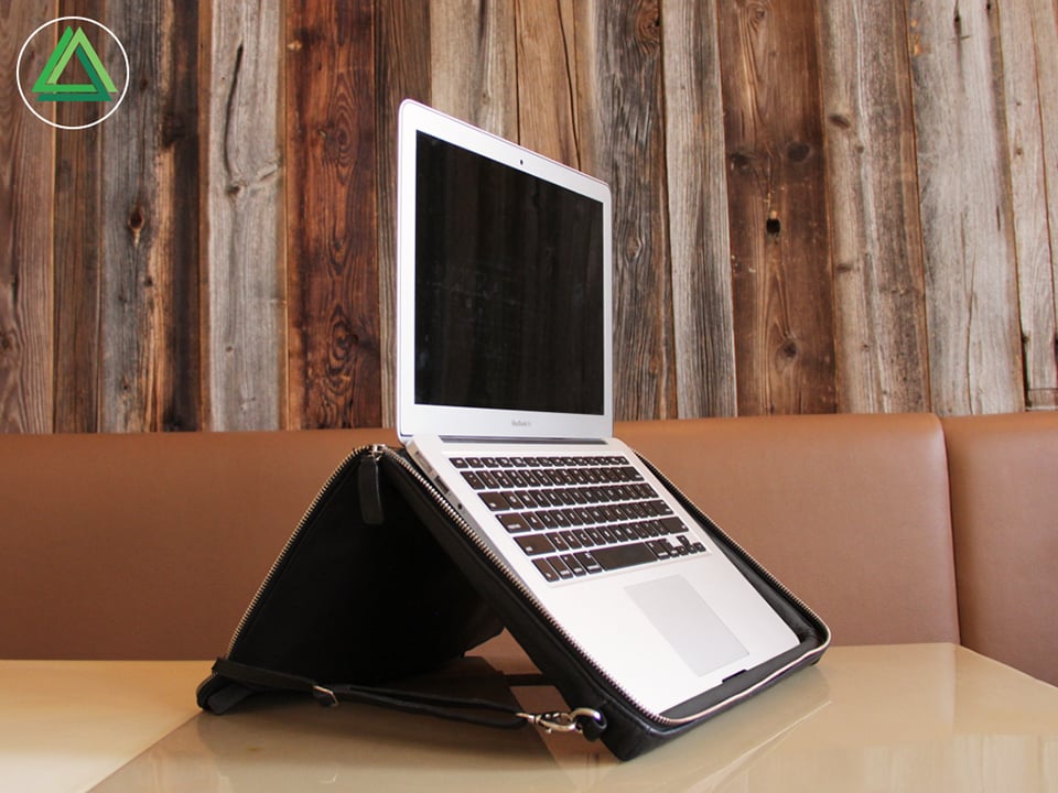 Helcy Laptop Bag & Stand