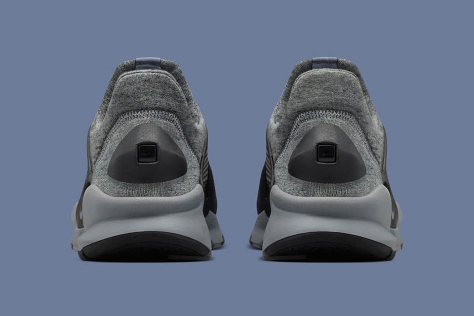 Nike Tech Fleece Sock Dart