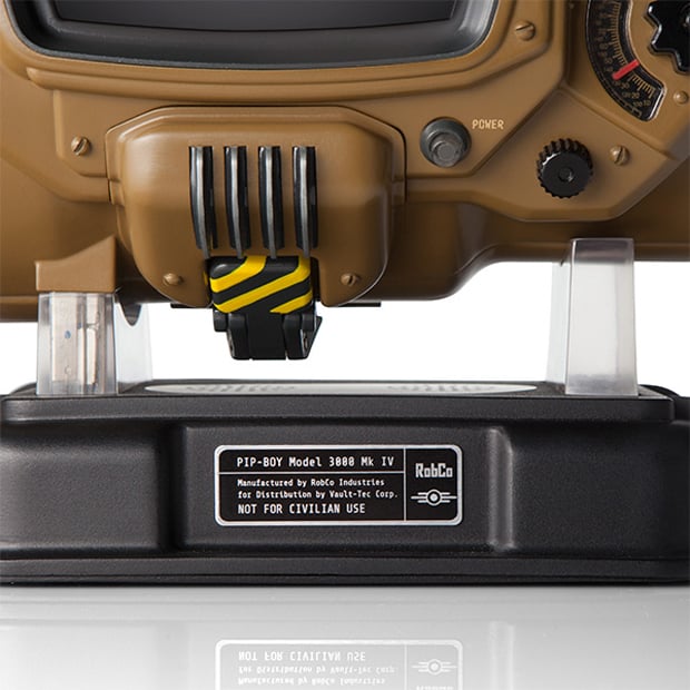 Pip-Boy Deluxe Bluetooth Edition