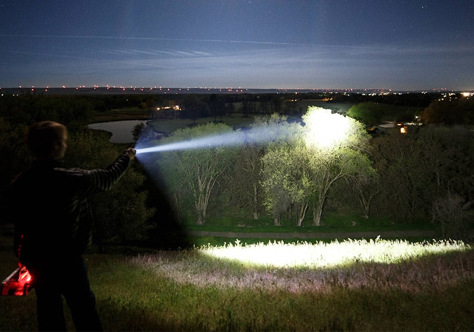 Ødelæggelse vært Høj eksponering DIY 72,000 Lumen Flashlight