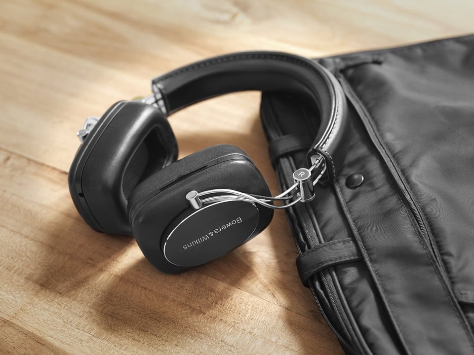 B&W P7 Wireless Headphones