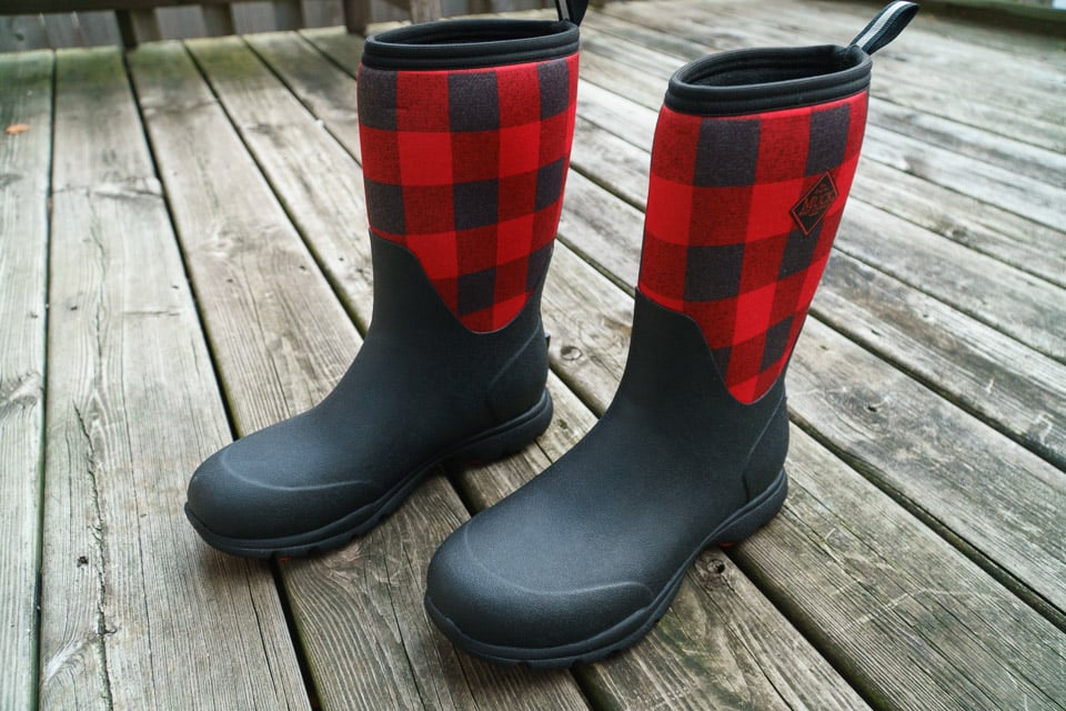 Red buffalo cheap plaid rain boots