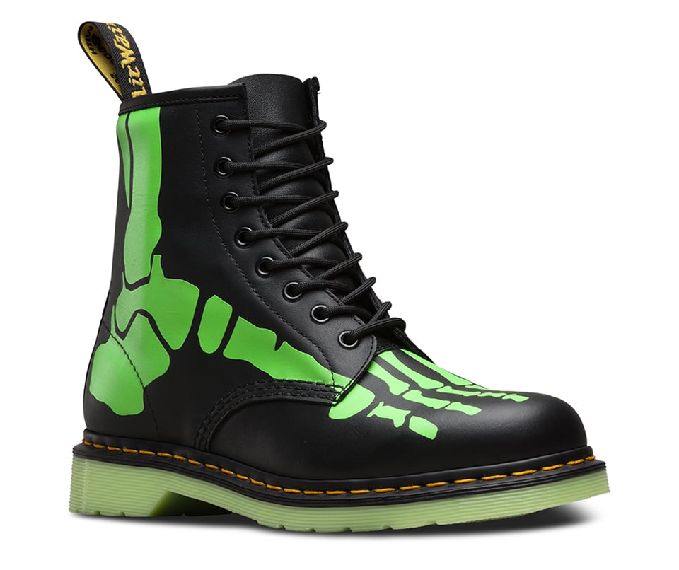 Dr. Martens Skelly