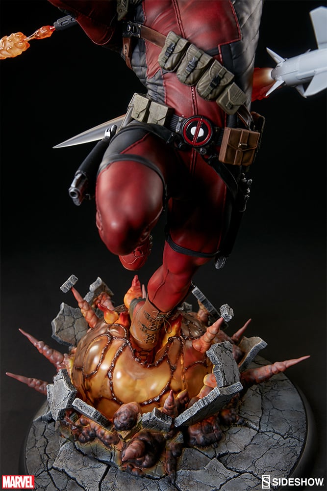 Deadpool Heat-Seeker Statue