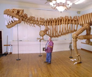 Life-sized Balloon T-rex